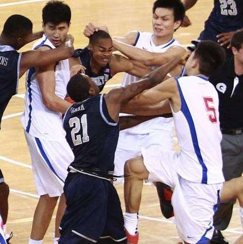 中国男篮的打架斗殴事件