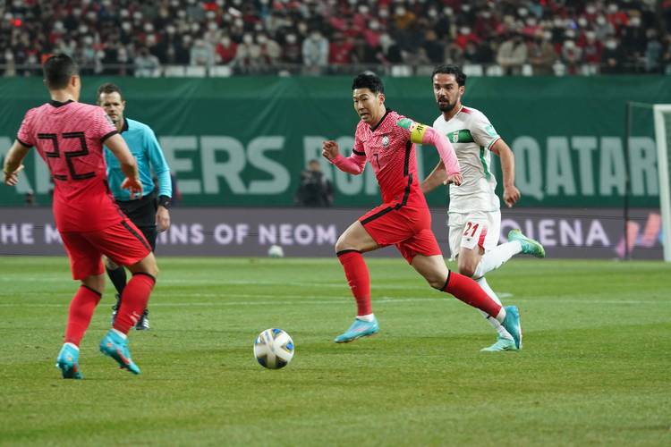 韩国vs伊朗世预赛直播