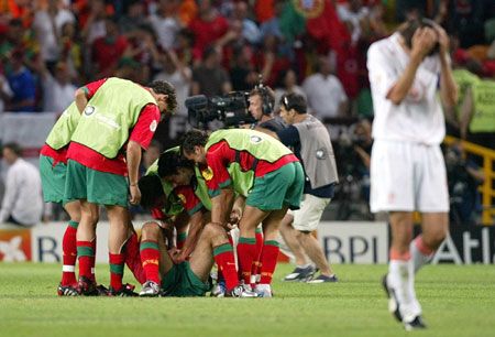 04年欧洲杯荷兰对葡萄牙